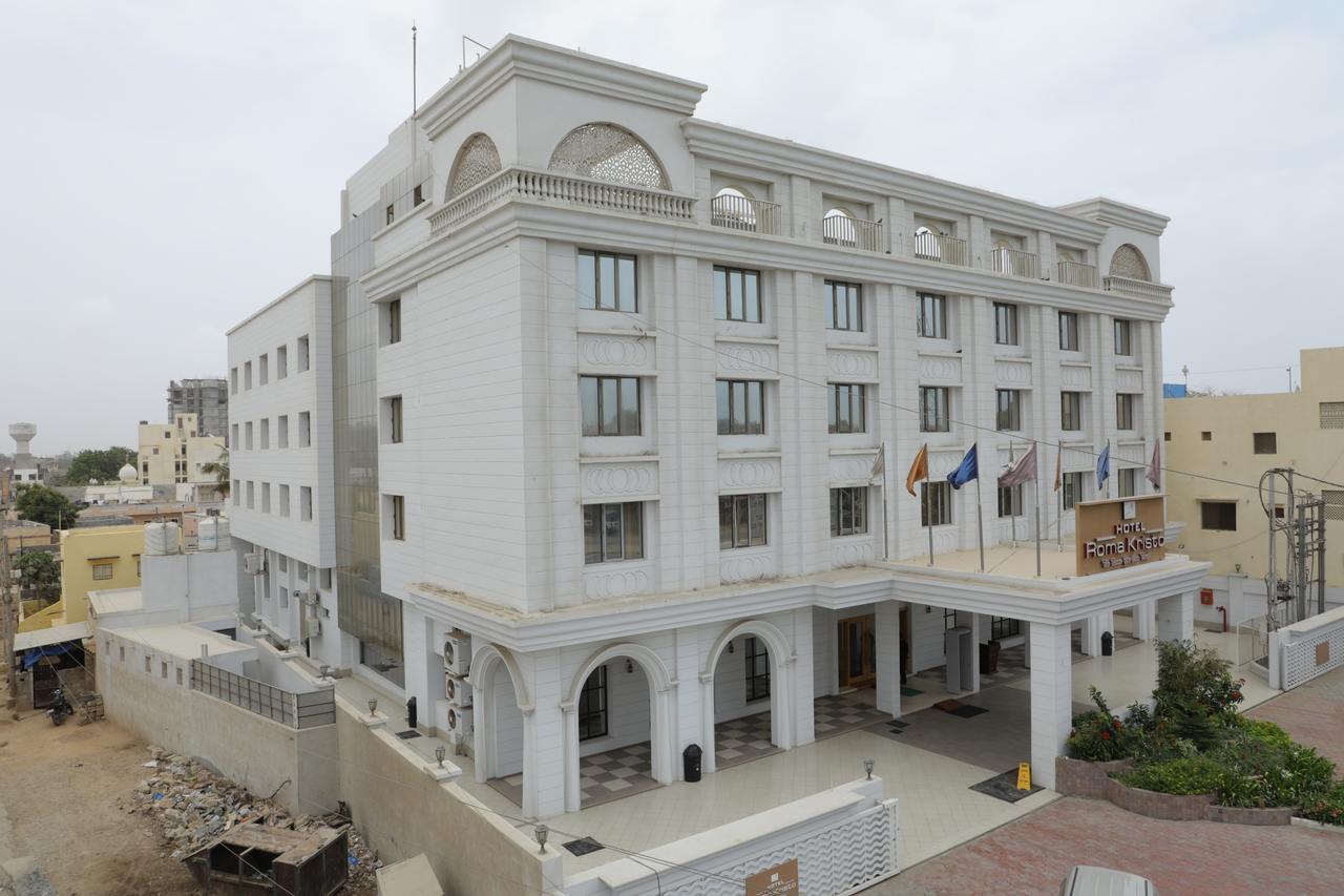 Hotel Roma Kristo Dwārka Bagian luar foto